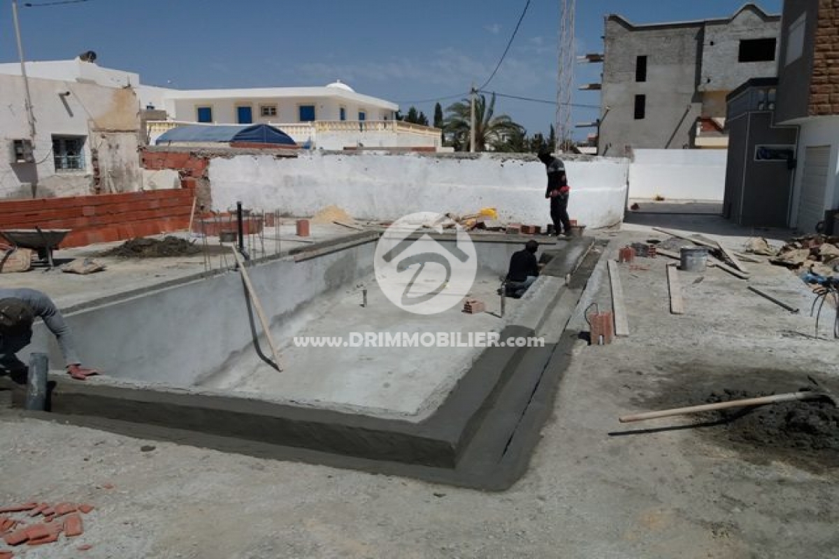 Piscine Sangho Zarzis -   Notre Chantiers Djerba